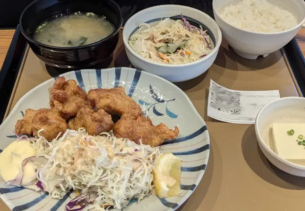 から揚げ定食